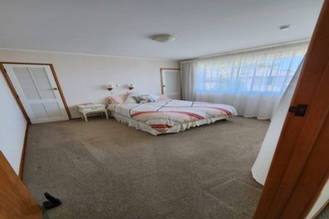 Photo of property in 4 Tower Hill, Stanmore Bay, Whangaparaoa, 0930