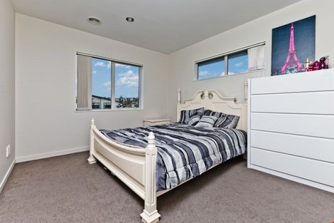 Photo of property in 11 Remuremu Street, Long Bay, Auckland, 0630