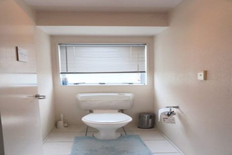 Photo of property in 145 Millhouse Drive, Golflands, Auckland, 2013