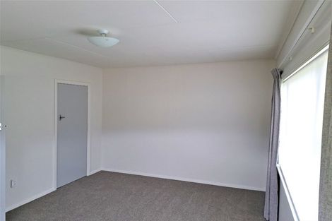 Photo of property in 152 Wainuiomata Road, Wainuiomata, Lower Hutt, 5014