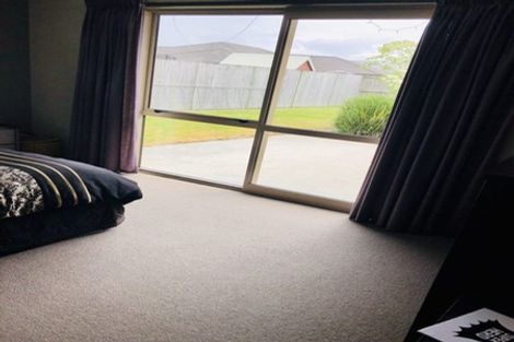 Photo of property in 11 Trauzer Place, Flagstaff, Hamilton, 3210