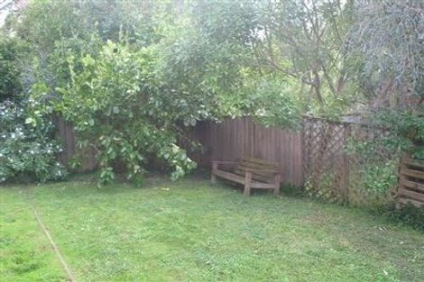 Photo of property in 1/22 Selwyn Crescent, Forrest Hill, Auckland, 0620