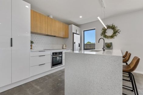 Photo of property in 60 Cyrus Street, Whalers Gate, New Plymouth, 4310