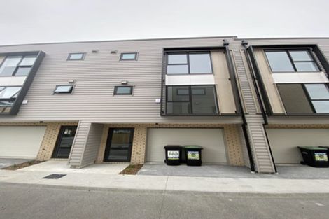 Photo of property in 36 Sinton Road, Hobsonville, Auckland, 0618