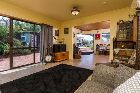 Photo of property in 12 Moreland Place, Mapua, 7005