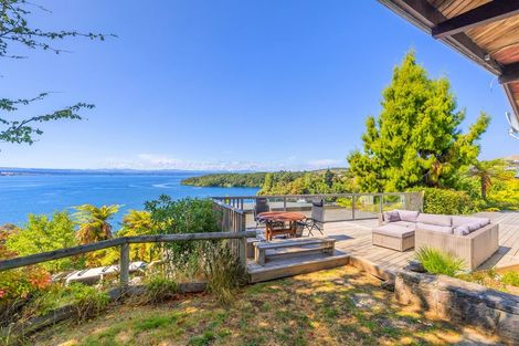 Photo of property in 846 Wily Terrace, Acacia Bay, Taupo, 3330