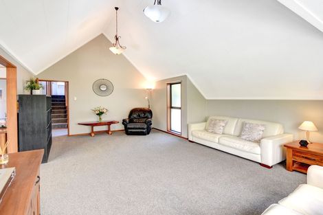 Photo of property in 30 Lynas Street, Outram, 9019