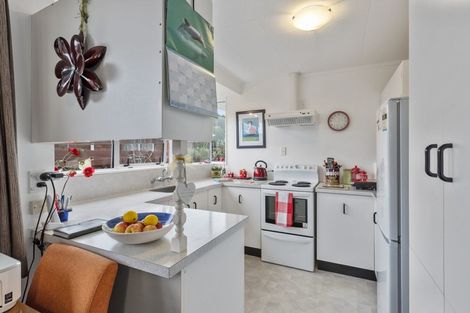 Photo of property in 8a Alexander Place, Otaki, 5512