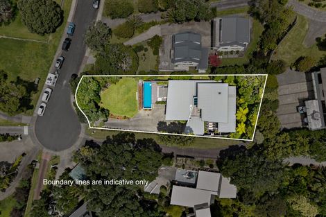 Photo of property in 36a Glenelg Road, Red Beach, 0932