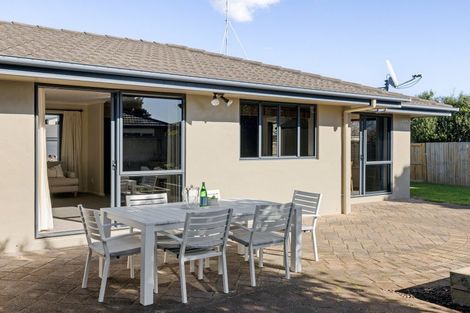 Photo of property in 11 Hampstead Way, Rototuna North, Hamilton, 3210