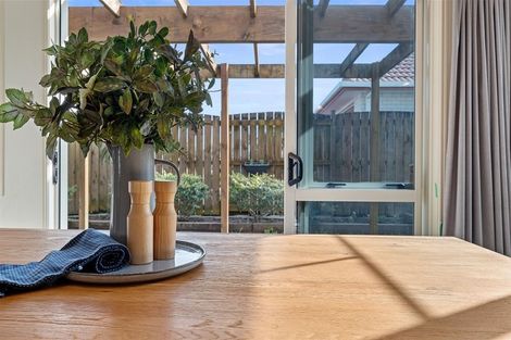 Photo of property in 51 Gravatt Road, Papamoa Beach, Papamoa, 3118