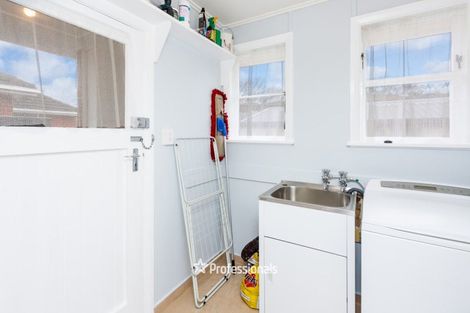 Photo of property in 73 Naenae Road, Naenae, Lower Hutt, 5011