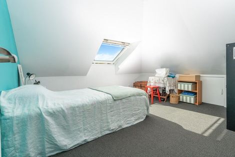 Photo of property in 10 Futuna Close, Karori, Wellington, 6012