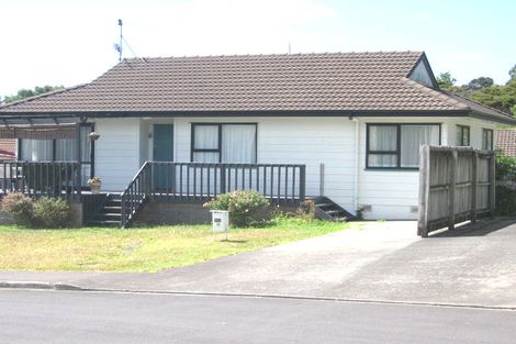 Photo of property in 2/35 Anne Mclean Drive, Bayview, Auckland, 0629