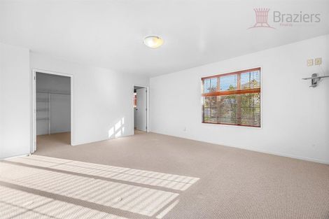 Photo of property in 29 Straven Road, Riccarton, Christchurch, 8011