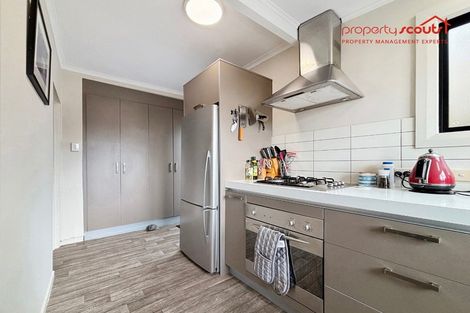 Photo of property in Alwyn Flats, 2/6 Brighton Road, Parnell, Auckland, 1052