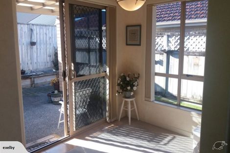 Photo of property in 17 Sovereign Isle Lane, Rototuna, Hamilton, 3210