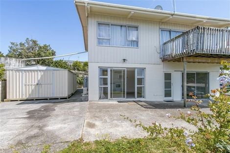 Photo of property in 3 Capitol Road, Matakatia, Whangaparaoa, 0930