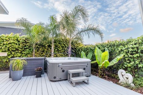 Photo of property in 1330b Papamoa Beach Road, Papamoa Beach, Papamoa, 3118