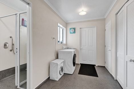 Photo of property in 22 Princess Street, Waitara, 4320