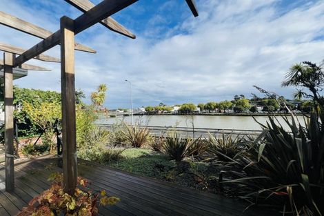 Photo of property in 51 Anzac Parade, Durie Hill, Whanganui, 4500