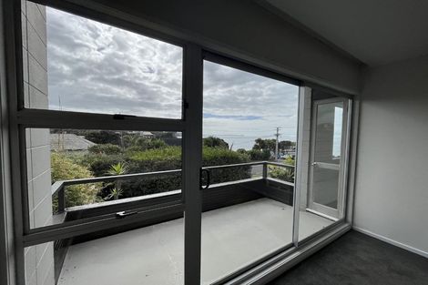 Photo of property in 1/42 Rothesay Bay Road, Rothesay Bay, Auckland, 0630