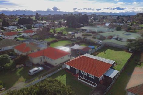 Photo of property in 8 Victor Street, Dannevirke, 4930