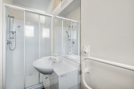 Photo of property in 29a Division Street, Riccarton, Christchurch, 8041