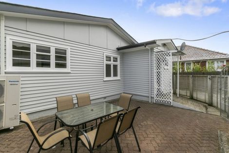 Photo of property in 142 Waiwhetu Road, Waterloo, Lower Hutt, 5011