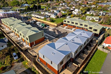 Photo of property in 10-12 Utauta Street, Waikanae, 5036