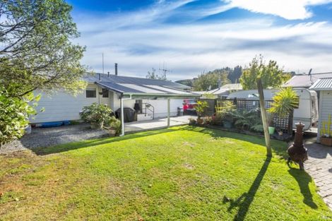 Photo of property in 11 Beryl Grove, Birchville, Upper Hutt, 5018