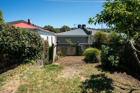 Photo of property in 13 Chatham Street, Berhampore, Wellington, 6023