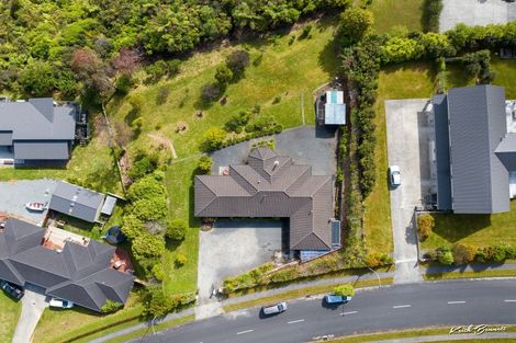 Photo of property in 5 Grace Nicholls Grove, Riverstone Terraces, Upper Hutt, 5018
