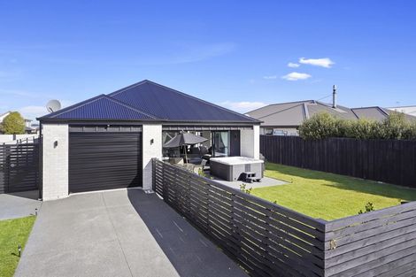 Photo of property in 13 Aroha Street, Pegasus, 7612