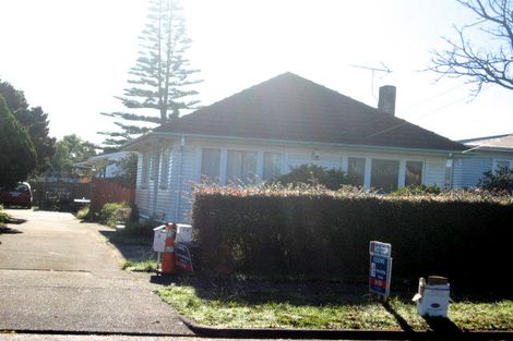 Photo of property in 1/28 Gloucester Road, Manurewa, Auckland, 2102