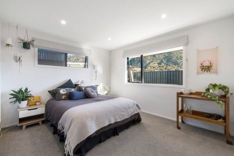 Photo of property in 60 Sherwin Avenue, Albert Town, Wanaka, 9305
