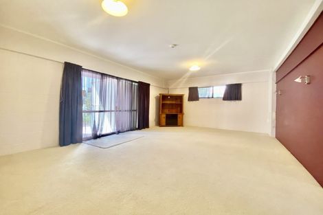 Photo of property in 179 Hobsonville Road, Hobsonville, Auckland, 0618