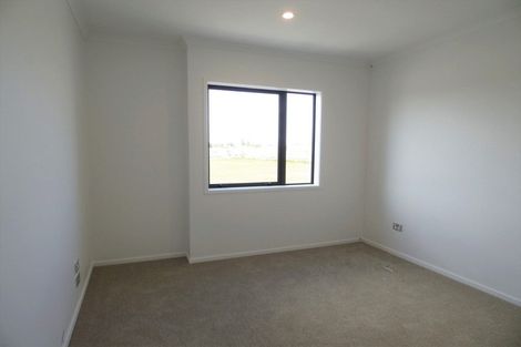 Photo of property in 9/25 Sidney Wallingford Way, Hobsonville, Auckland, 0616