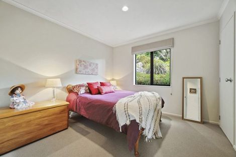 Photo of property in 56 Aquarius Drive, Kawaha Point, Rotorua, 3010