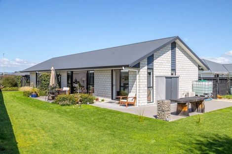 Photo of property in 23 Stoneleigh Drive, Solway, Masterton, 5810