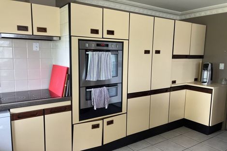 Photo of property in 23 Madill Road, St Andrews, Hamilton, 3200