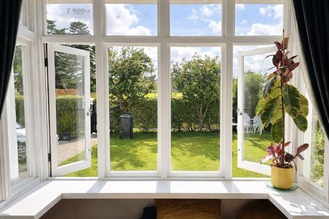 Photo of property in 13 Chester Street, Waverley, 4510