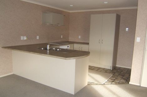 Photo of property in 5 Boston Parade, Kelvin Grove, Palmerston North, 4414