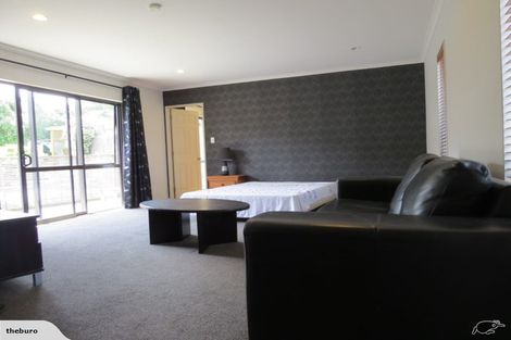 Photo of property in 30 Awaroa Stream Drive, Waiuku, 2123