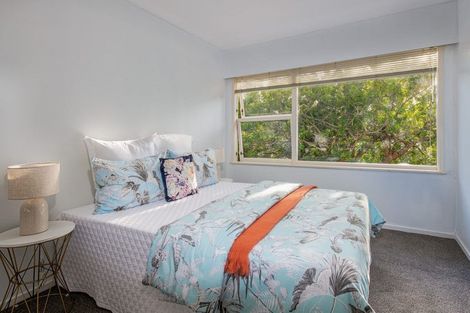 Photo of property in 1 Red Bluff Rise, Campbells Bay, Auckland, 0630