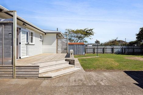 Photo of property in 8 Pacey Avenue, Hawera, 4610