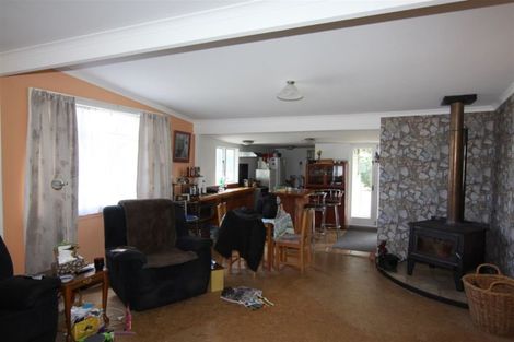 Photo of property in 66 Waimate Highway, Saint Andrews, 7988