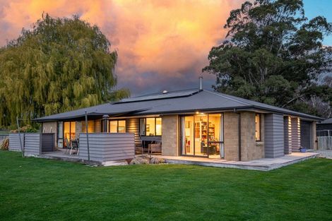 Photo of property in 22 Young Lane, Clyde, Alexandra, 9391