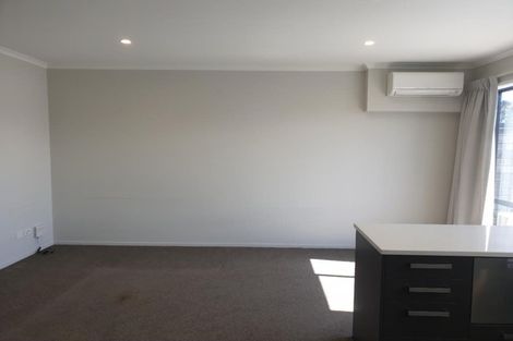 Photo of property in 8/16 Jones Crescent, Melville, Hamilton, 3206