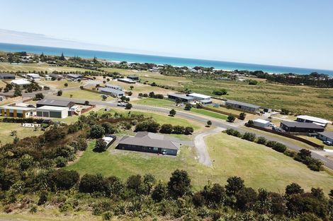 Photo of property in 24 Kokopu Street, Ahipara, Kaitaia, 0481